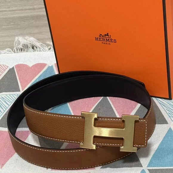 Brown Leather Belt with Gold Buckle - Picture 1 of 5